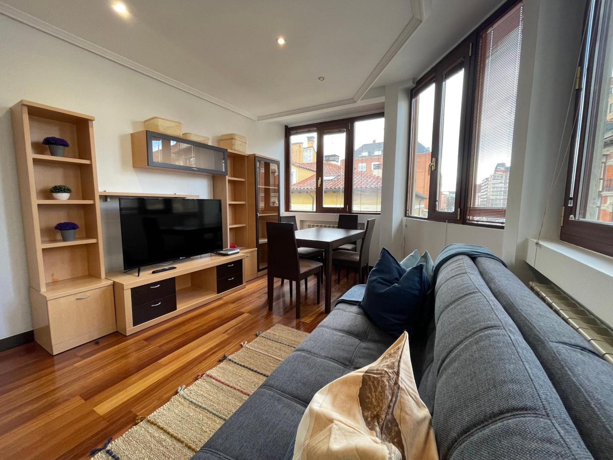 Atuaire Home Vivienda B Luminosa Parking Incluido En Plena Calle Comercial Бургос Экстерьер фото